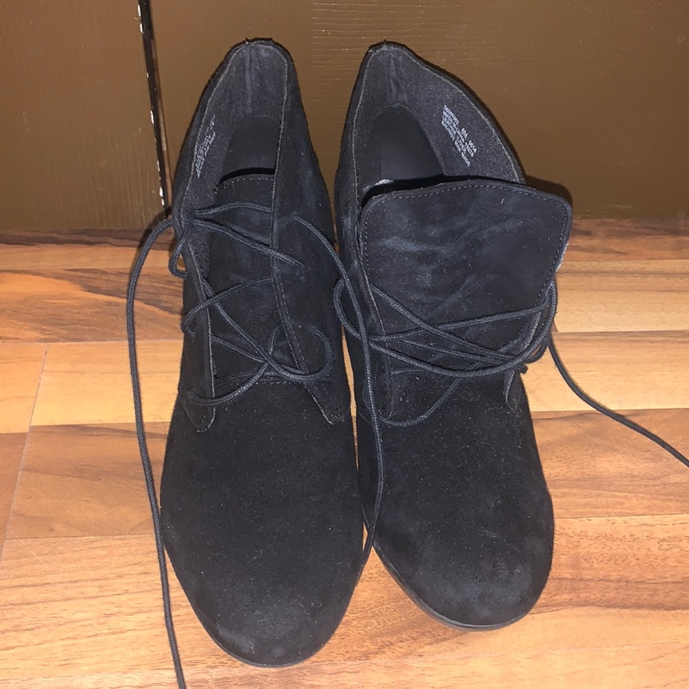 Clarks heels